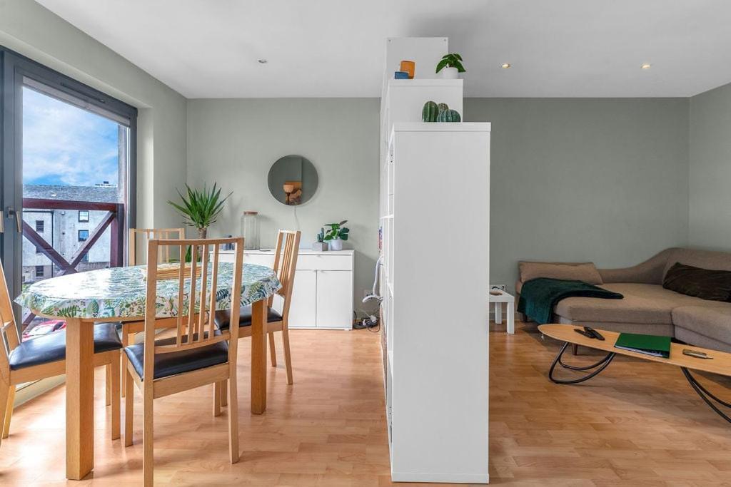 Guestready - Peaceful Retreat In Leith Lägenhet Edinburg Exteriör bild